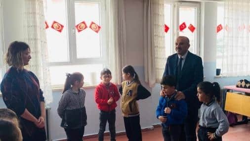 Saraykent İlkokulu'nda Milli Eğitim Müdürü Ahmet Doğan'dan Eğitim İncelemesi - Görsel 2