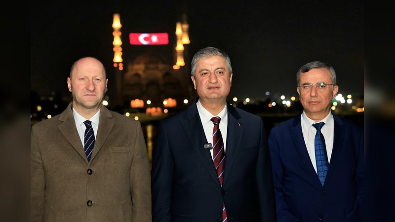 Adana Taşköprü'de Aydınlatma Çalışmalarının İlk Etabı Tamamlandı