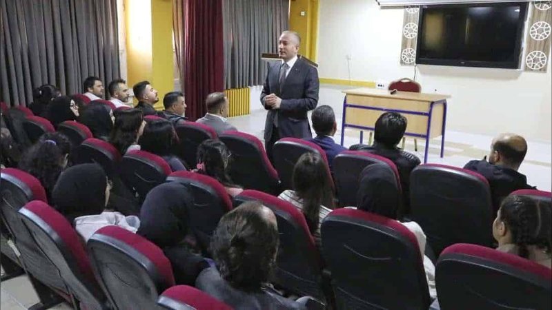 Milli Eğitim Müdürü Kökrek, YKS'ye Hazırlanan Öğrencilerle Buluştu