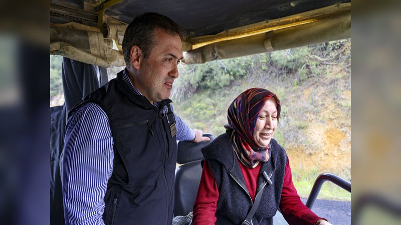 Bilecik Valisi Sözer, Küre Köyü'nde Asfalt Çalışmalarını İnceledi