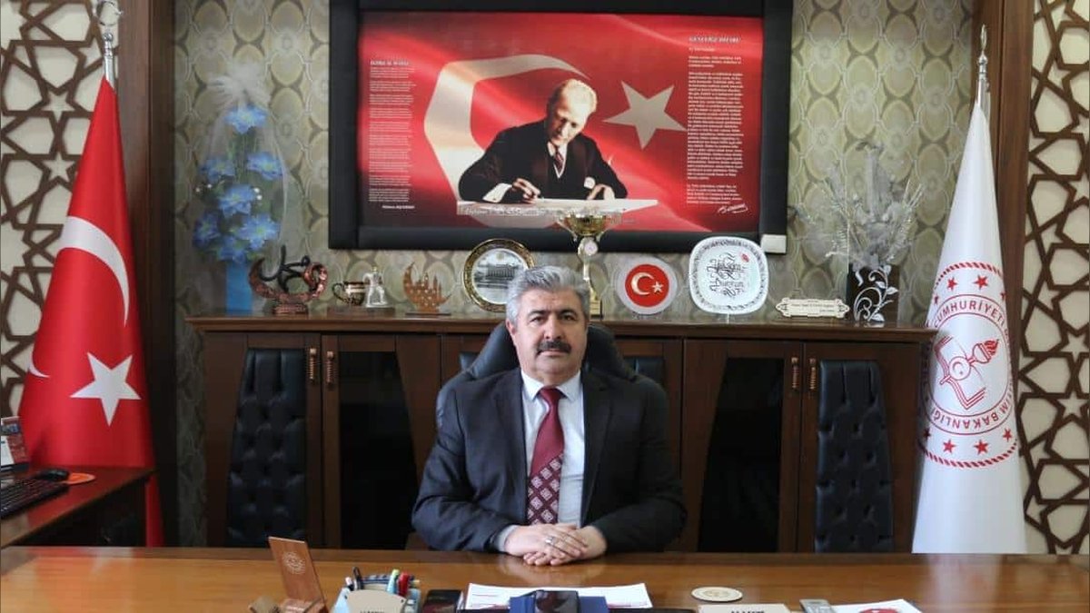 Gemerek İlçe Milli Eğitim Müdürü Yükselen Dursun'dan 23 Nisan Mesajı