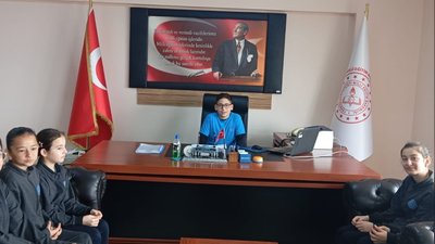 Görele'de 23 Nisan Coşkusu: Geleceğin Müdürleri Koltuk Devraldı