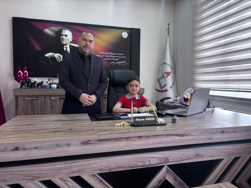 Keskin'de Minik Öğrenciler İlçe Milli Eğitim Müdürlüğü Koltuğuna Oturdu - Görsel 2