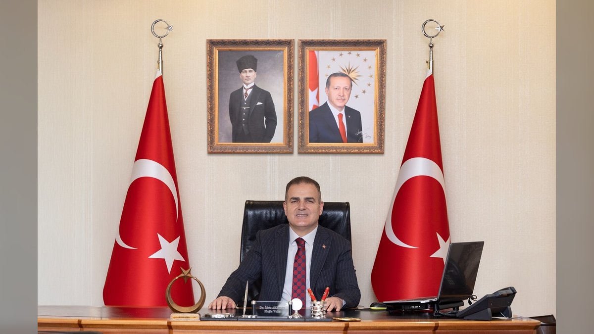 Muğla Valisi Akbıyık'tan 23 Nisan Mesajı: Geleceğimiz Çocuklarımız