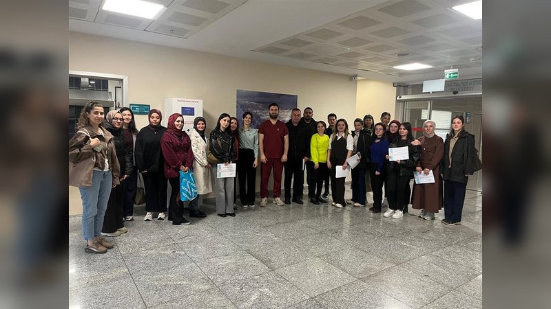 Rize'de Aile Hekimleri ve Sağlık Çalışanlarına Görme Taraması Eğitimi Verildi