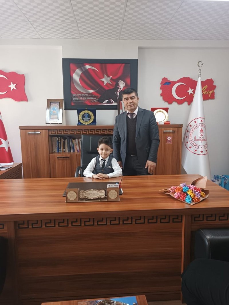 Sarıoğlan'da Makam Koltuğu Minik Ellere Emanet: 23 Nisan Coşkusu - Görsel 4