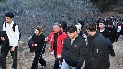 Yozgat'ta 'Günbatımı Yürüyüşü' Etkinliği 400'den Fazla Doğa Severi Buluşturdu