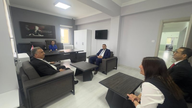 Güney İlçe Milli Eğitim Müdürü Makamını Öğrenciye Devretti - Görsel 2