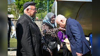 Kırklareli Valisi Uğur Turan, Şehit Anıl Yalap Ortaöğretim Futbol Turnuvası'na Katıldı