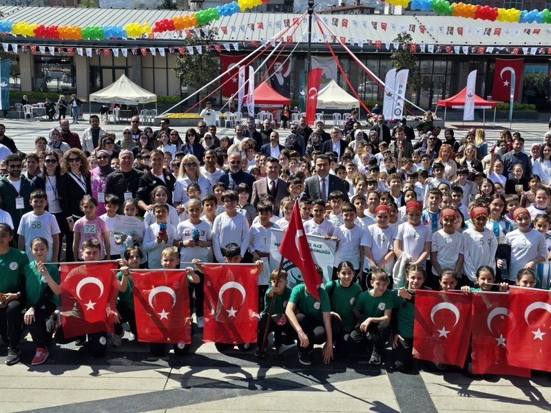 Osmangazi İlçe Milli Eğitim Müdürü Sezer'den Milli Birlik Haftası Kapsamında Okul Ziyaretleri - Görsel 4