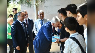 Bakan Bolat ve Vali Soytürk Çocuk Evlerini Ziyaret Etti