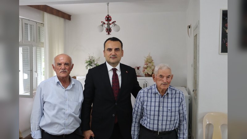 Finike Kaymakamı Musa Kazım Çelik, Kore Gazisi ve Şehit Ailesini Ziyaret Etti