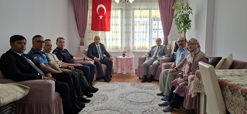 İskilip Kaymakamlığı'ndan Şehit Yakınları ve Gazilere Bayram Ziyareti - Görsel 2